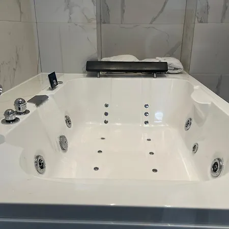 ゲストハウス Casa Brava アリカンテ