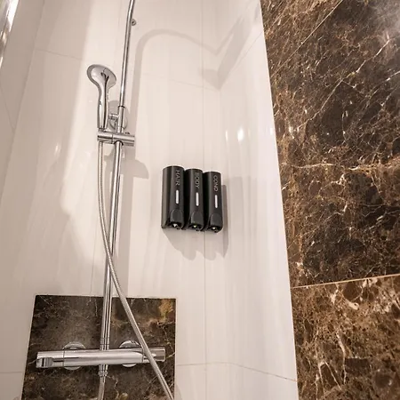 Casa Brava Pensión 3*